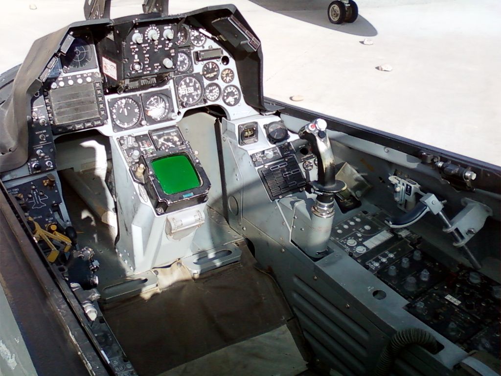 General Dynamics F-16A Fighting Falcon Cockpit 1979