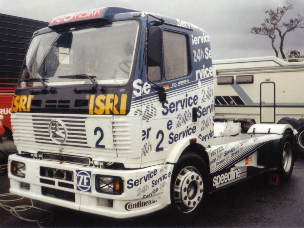 Mercedes 1450 S racetruck "Service24h"