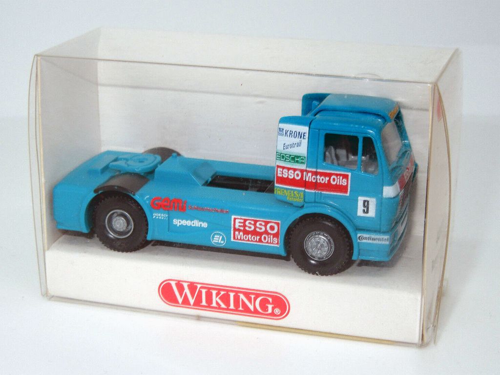 Mercedes 1450 S racetruck "Esso"