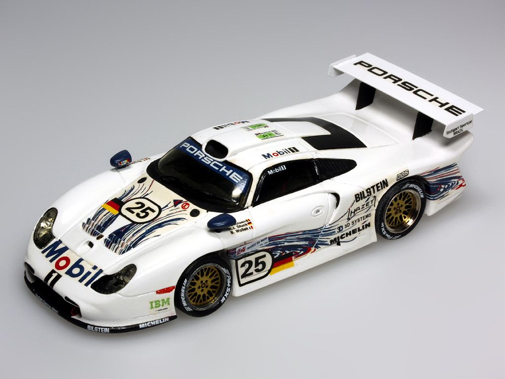Porsche 911 GT1 1997