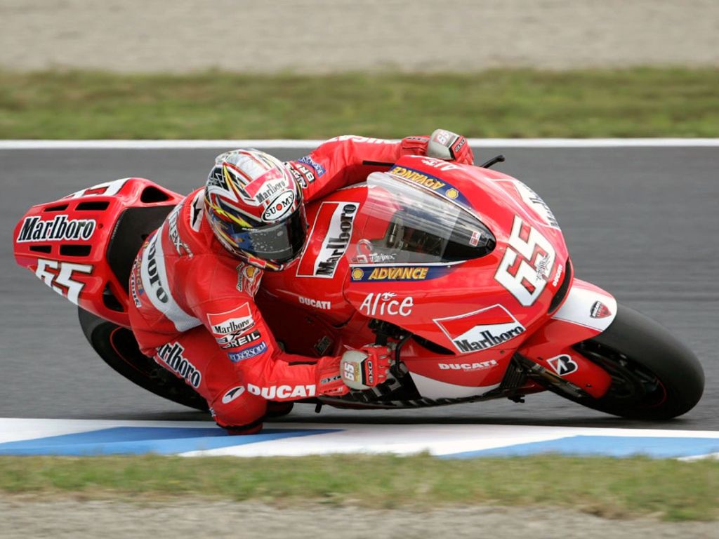 Ducati Desmosedici GP4 2004