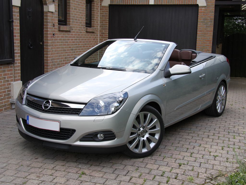 All my own cars - Opel Astra Twin Top 1.9 CDTi - 2009