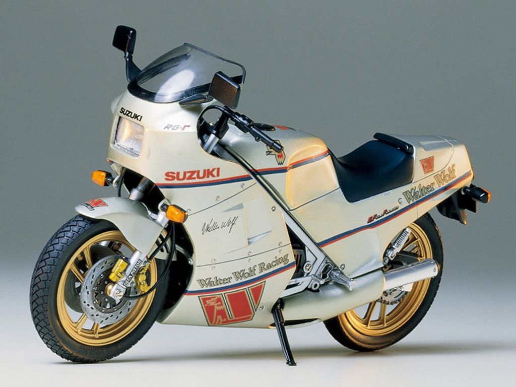 Suzuki RG250 Walter Wolf Special Version