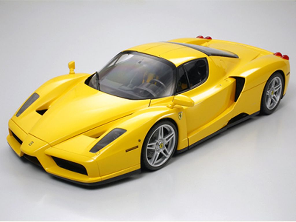 Enzo Ferrari Yellow Version (Semi-Assembled Premium Model)
