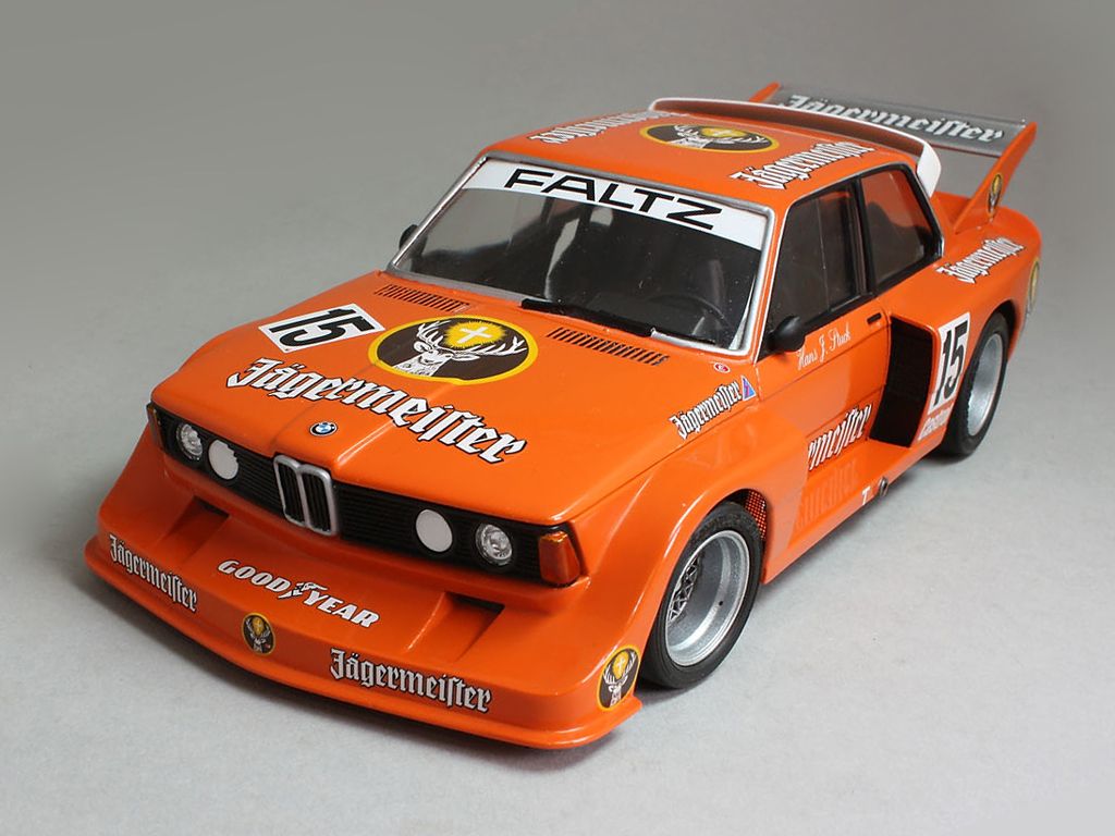BMW 320i Racing Jägermeister
