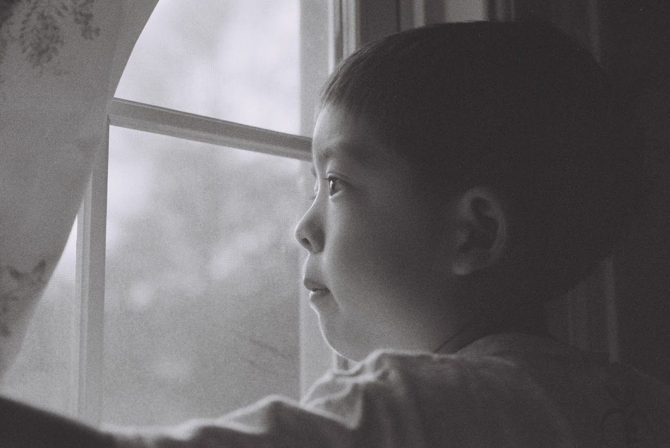 Young_CEC_at_Window.JPG