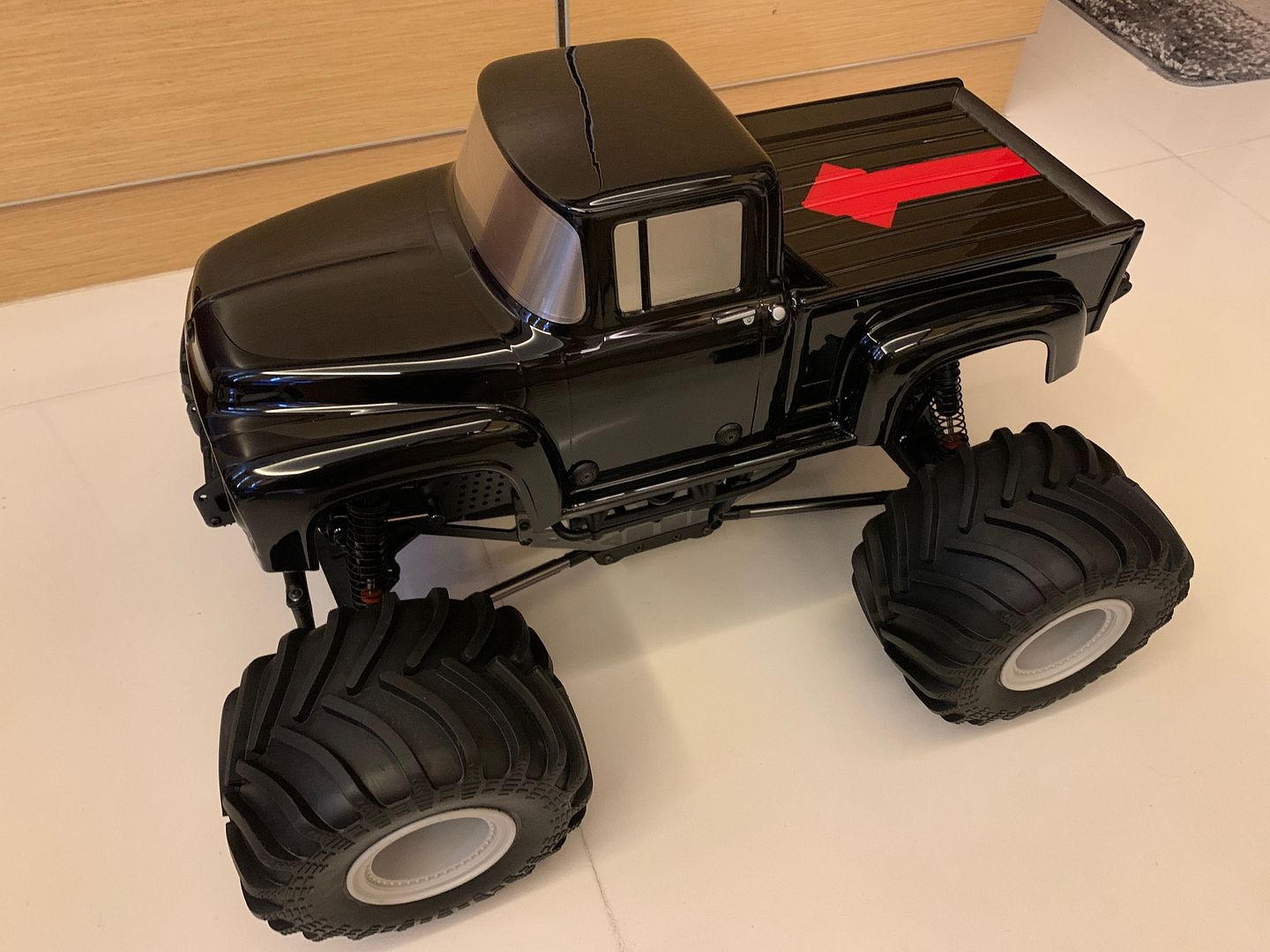 losi lmt monster truck