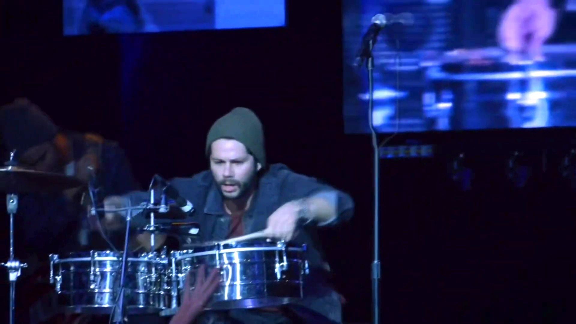 Dylan O'Brien Curb Your Enthusiasm s11e02