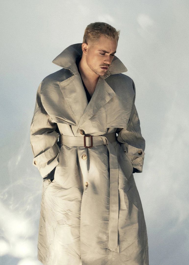 Dacre Montgomery | - Printable Version