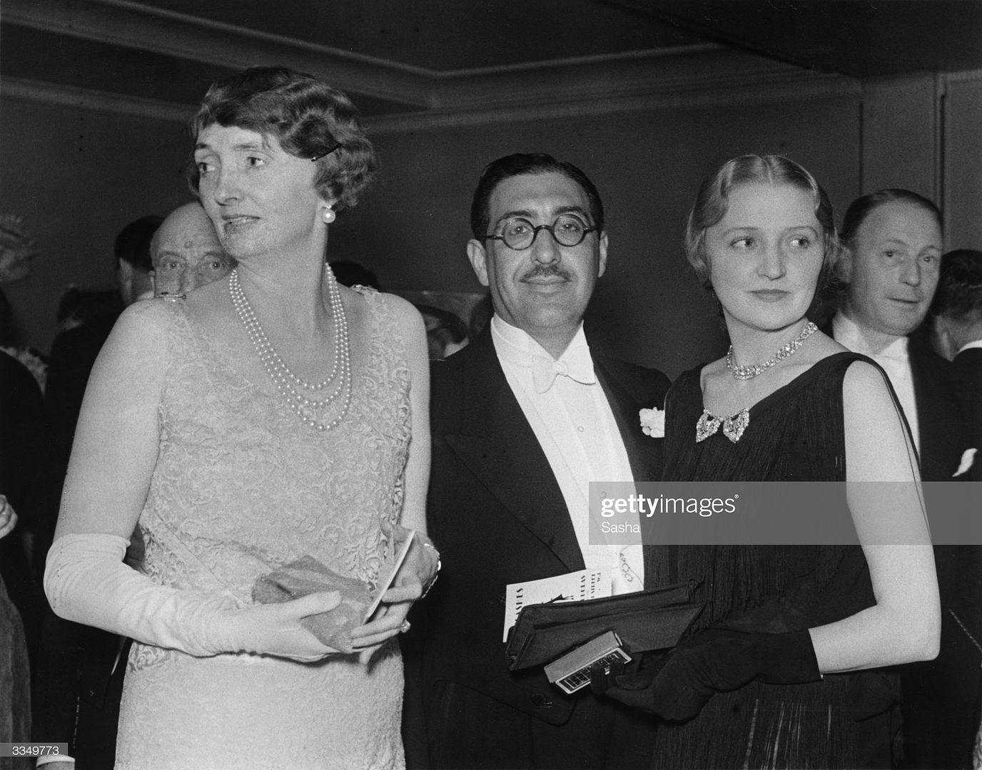 Mrs Claude Leigh with Marchioness of Carisbrook May 1932 gettyimages-3349773-2048x2048