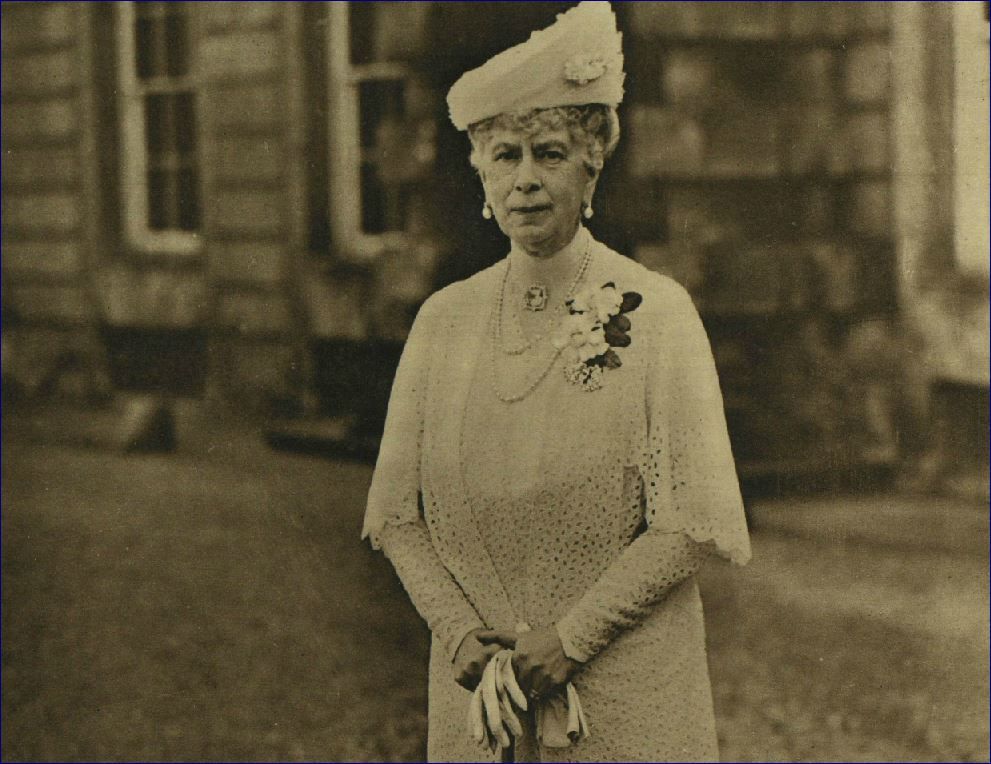 Brooches including diamond clips ILN 4 April 1953 says photo taken in 1941