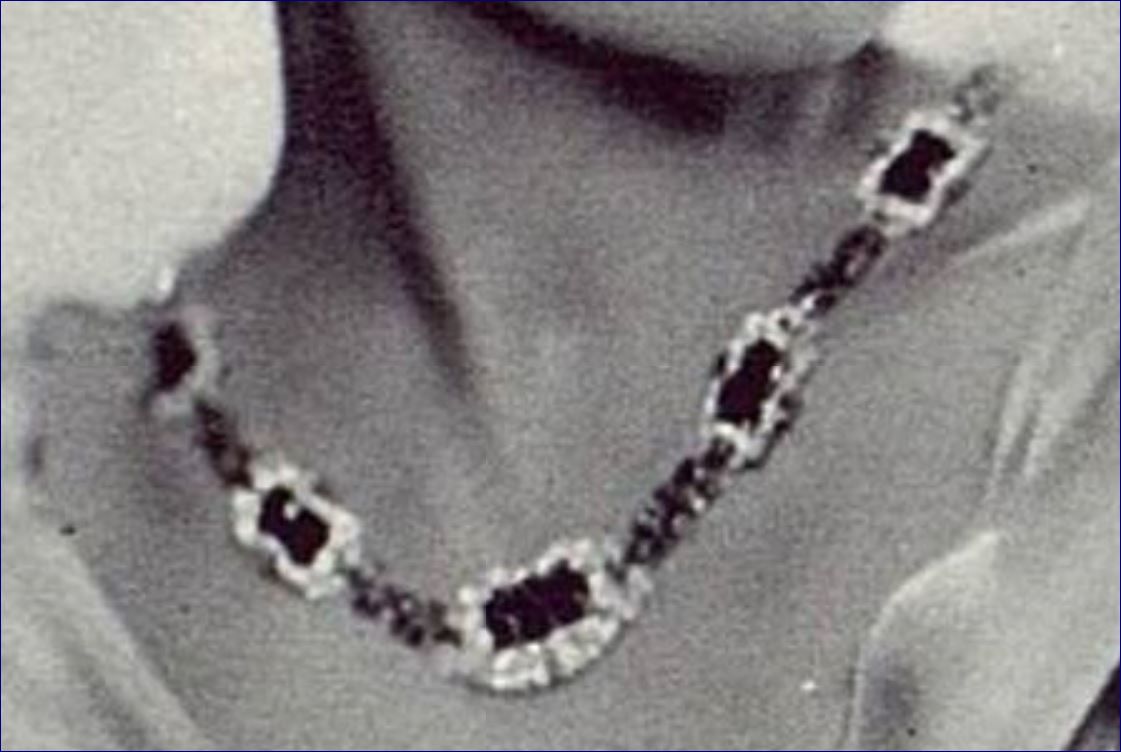 Tatler 3 July 1935 detail of necklace
