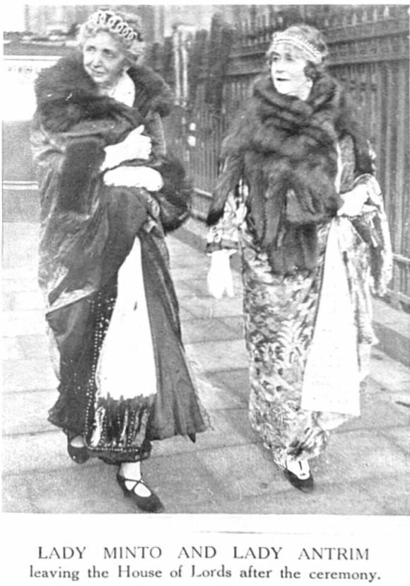 Graphic_19_Jan_1924_Opening_of_Parliament_Ladies_are_sisters