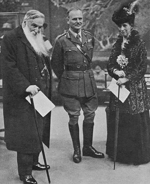 Queen Alexandra and Sir William Birdwood NZ Anzac Day 1918(1)