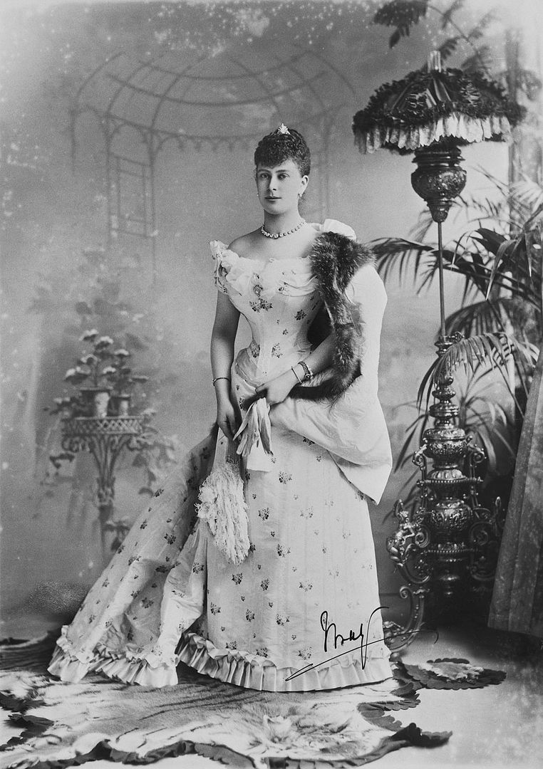 RCIN_2898297_1893_says_when_Princess_Victoria_Mary_of_Teck