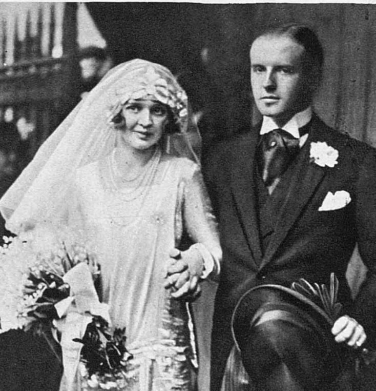 Sketch_9_Nov_1927_Angela_Pennyman_wedding(1)