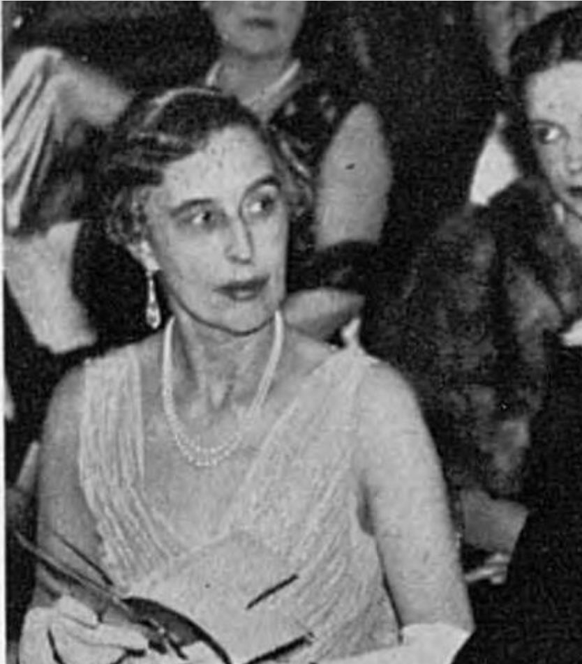Tatler_12_May_1937_detail