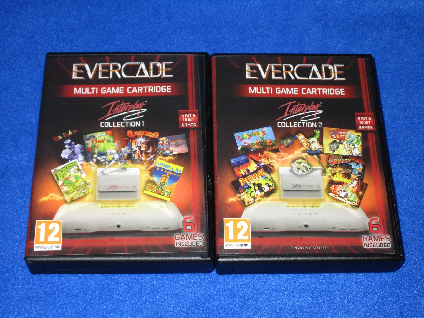The Evercade handheld system Evercade_(4)