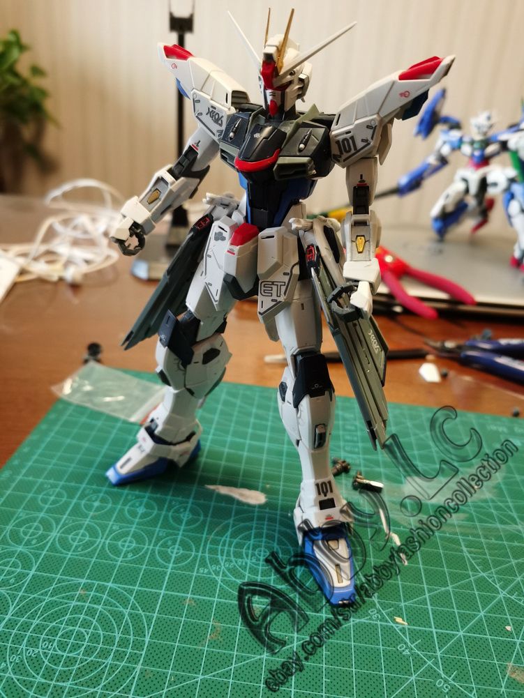 2点激レア限定新品 mowl 初期サーベイランス パンクアイ おもちゃ