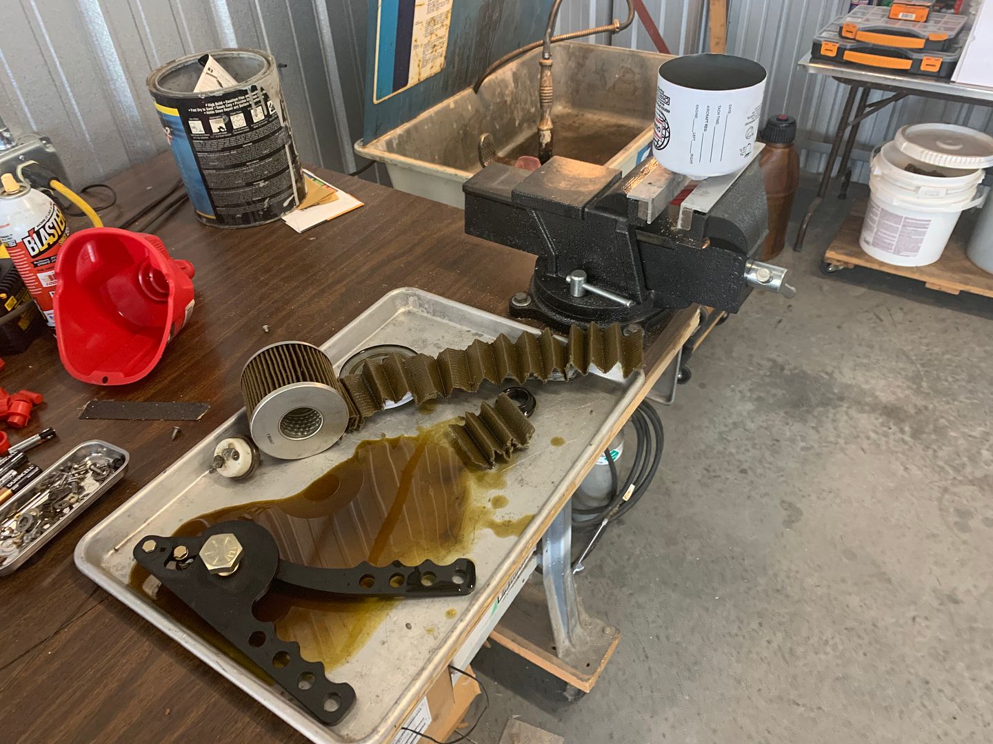 Cleanest way to open oil filter Pilots of America