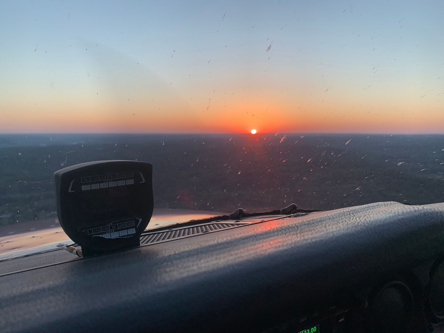 Night currency Pilots of America