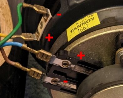Mid_HF_Tannoy_613_B_BINDING_POST_POLARITY.jpg