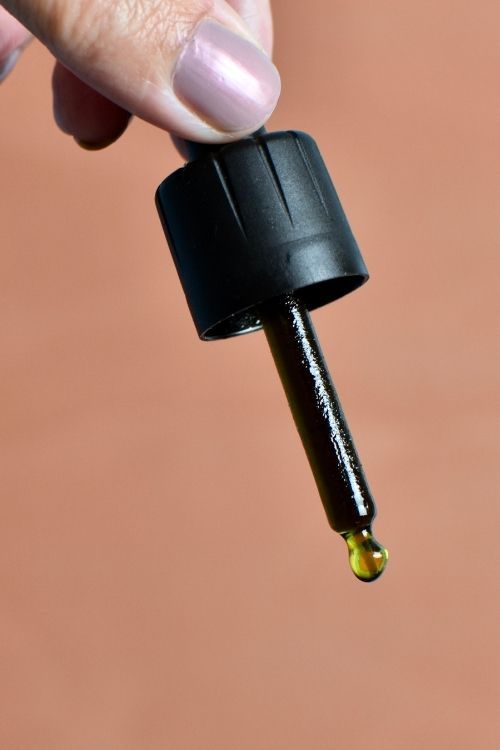 CBD Olie werking en bijwerkingen - mijn ervaring: verschil tussen CBD en THC olie
