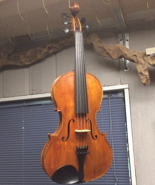 Front view of the 14" "Tertis-Style" Oliver acoustic five-string Viola. Handmade in Oregon by Chet Bishop.