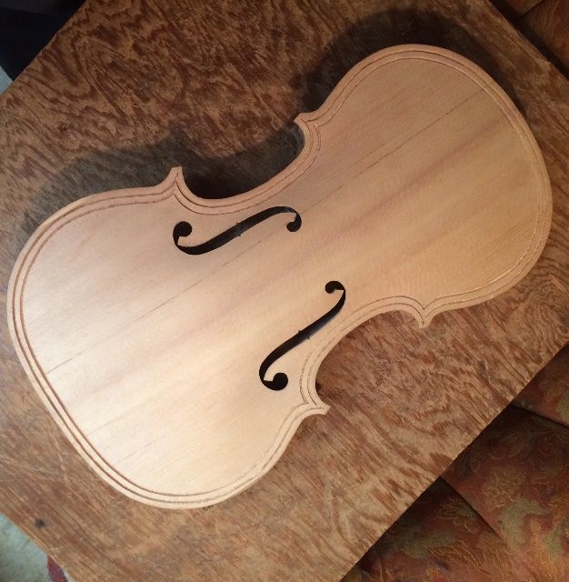 Front Purfling slots complete on the 15" Five-string viola.