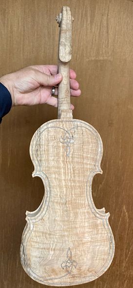 Back plate installed, on a 5-string fiddle handcrafted in Oregon by artisanal luthier, Chet Bishop.