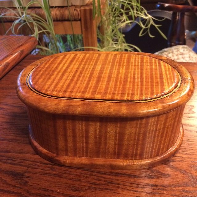 Completed bentwood box.