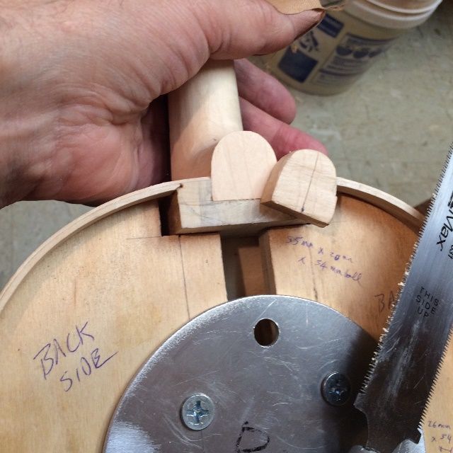 Neck heel cut off flush with the neck block in the 16-1/2" five-string Viola.