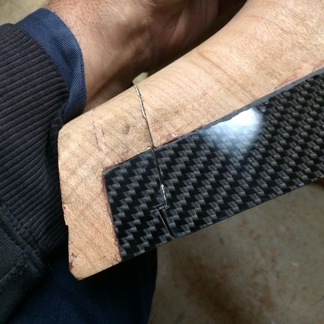 Heel joint with paper breakaway layer.