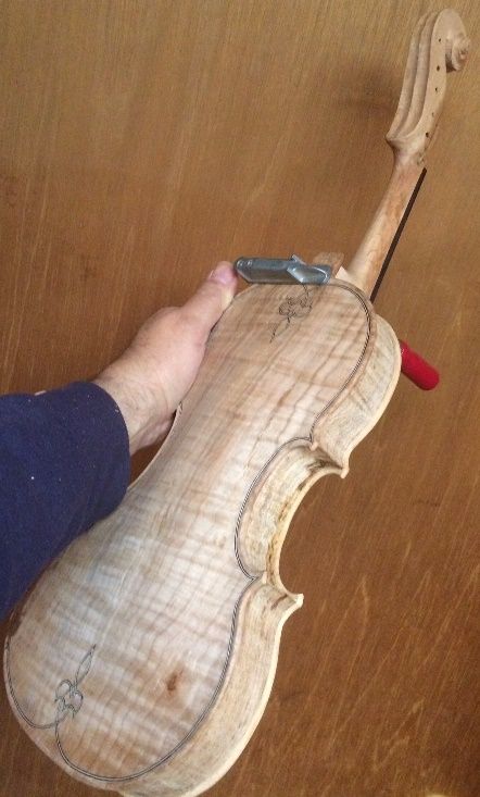 back view neck-set handmade Oregon 5-string fiddle by Chet Bishop