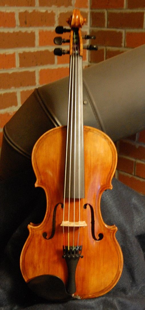 Front view of 15" 5-string acoustic viola handmade in Oregon by Chet Bishop
