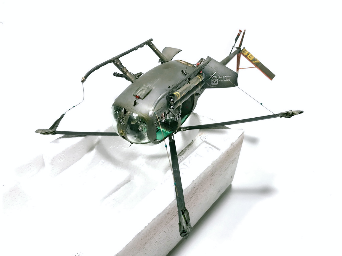 Huges OH-6A Cayuse . Dragon kit 1/35 scale model versionE TROOP, 1/9 Cav, 1st Cav. Div. (AM)  Lai Khe, Vietnam 1970 (edited)_forum_8