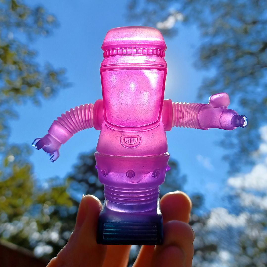 Vinyl Wonder announces the release of their 'Clear' colors vinyl paints