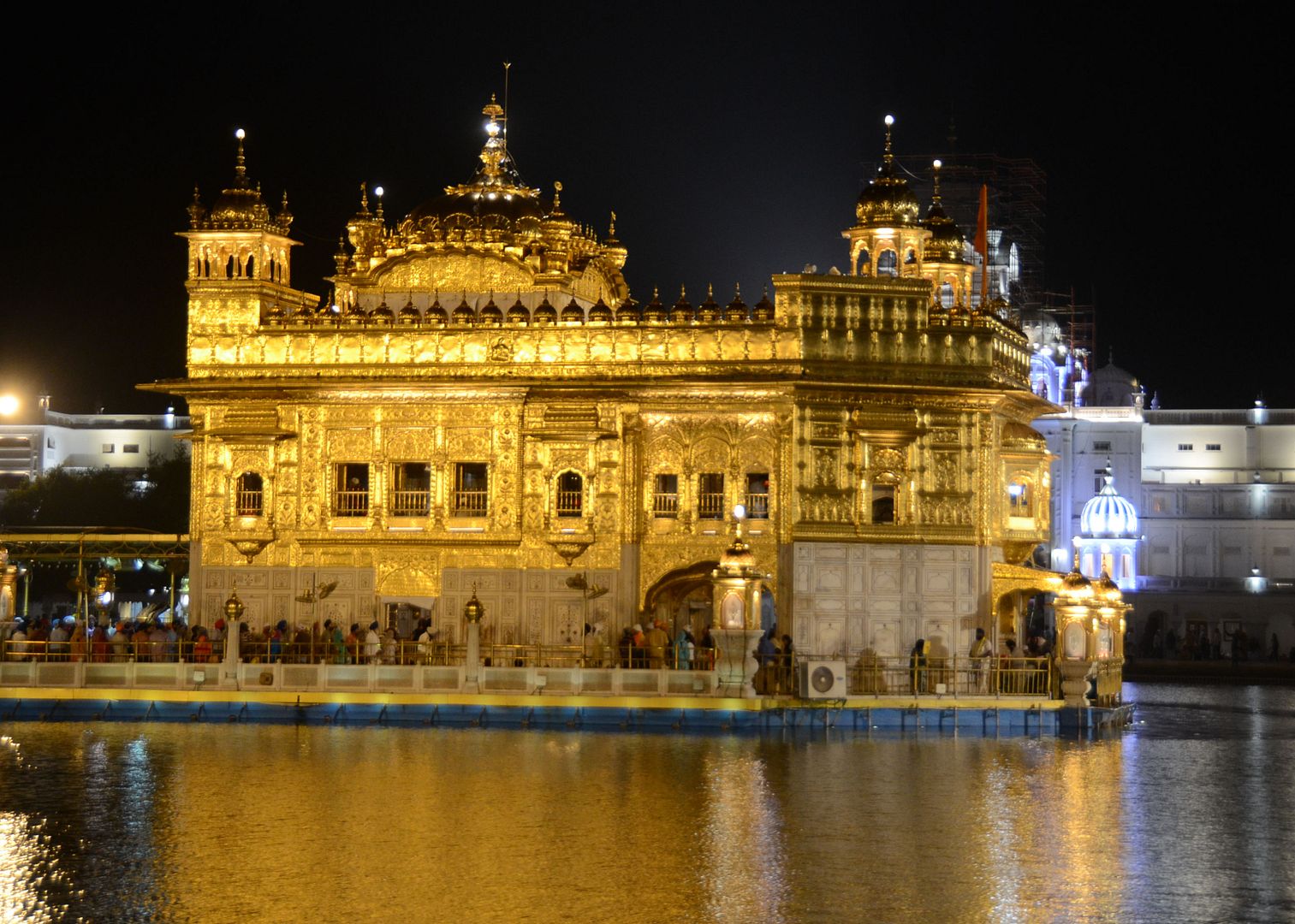 GoldenTemple2.jpg