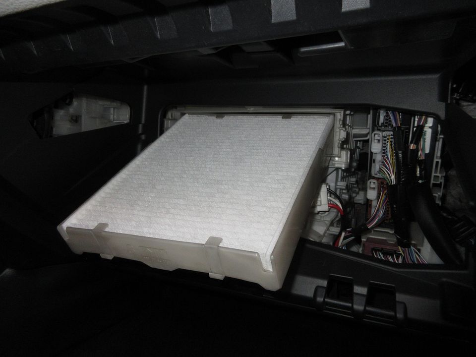 163Cabin air filter