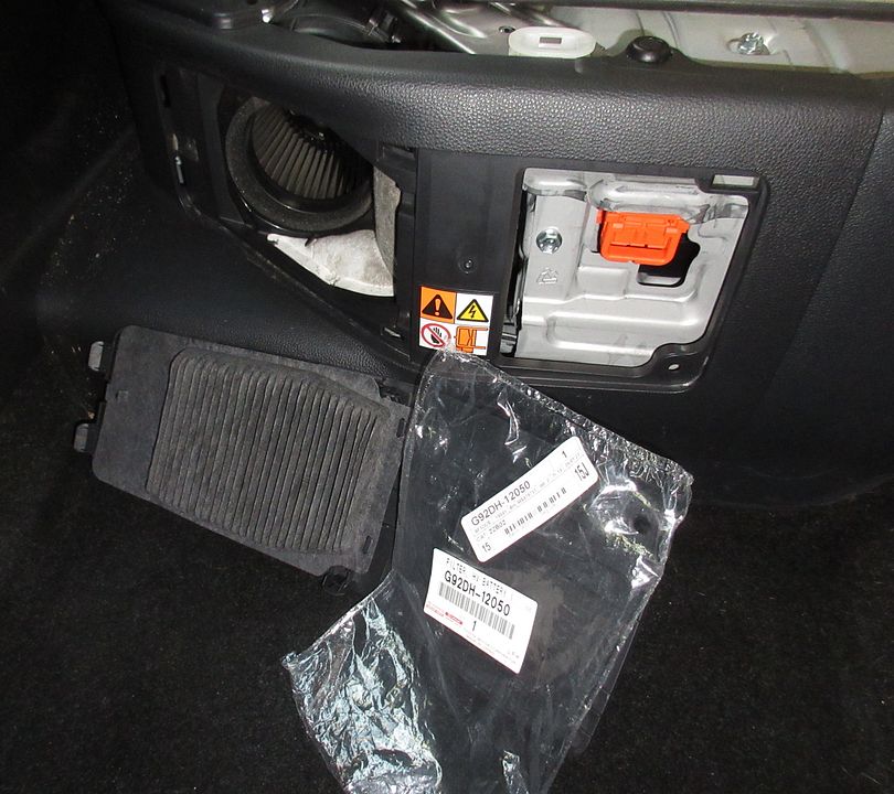 164High voltage battery air filter