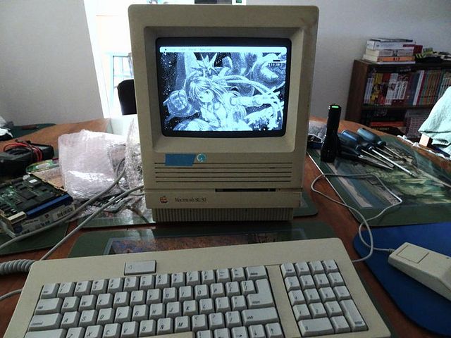 Macintosh SE/30