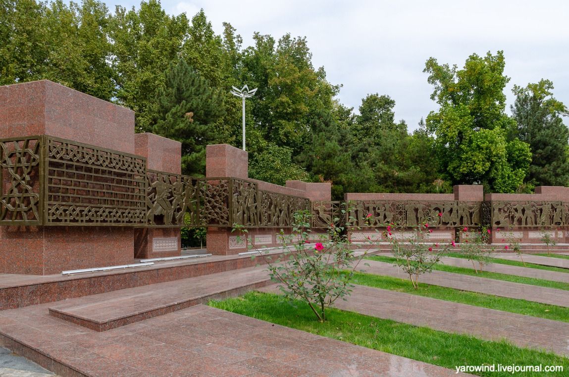 Ташкент - как часто используется русский язык, и прогулка к памятнику жертвам DSC_7670
