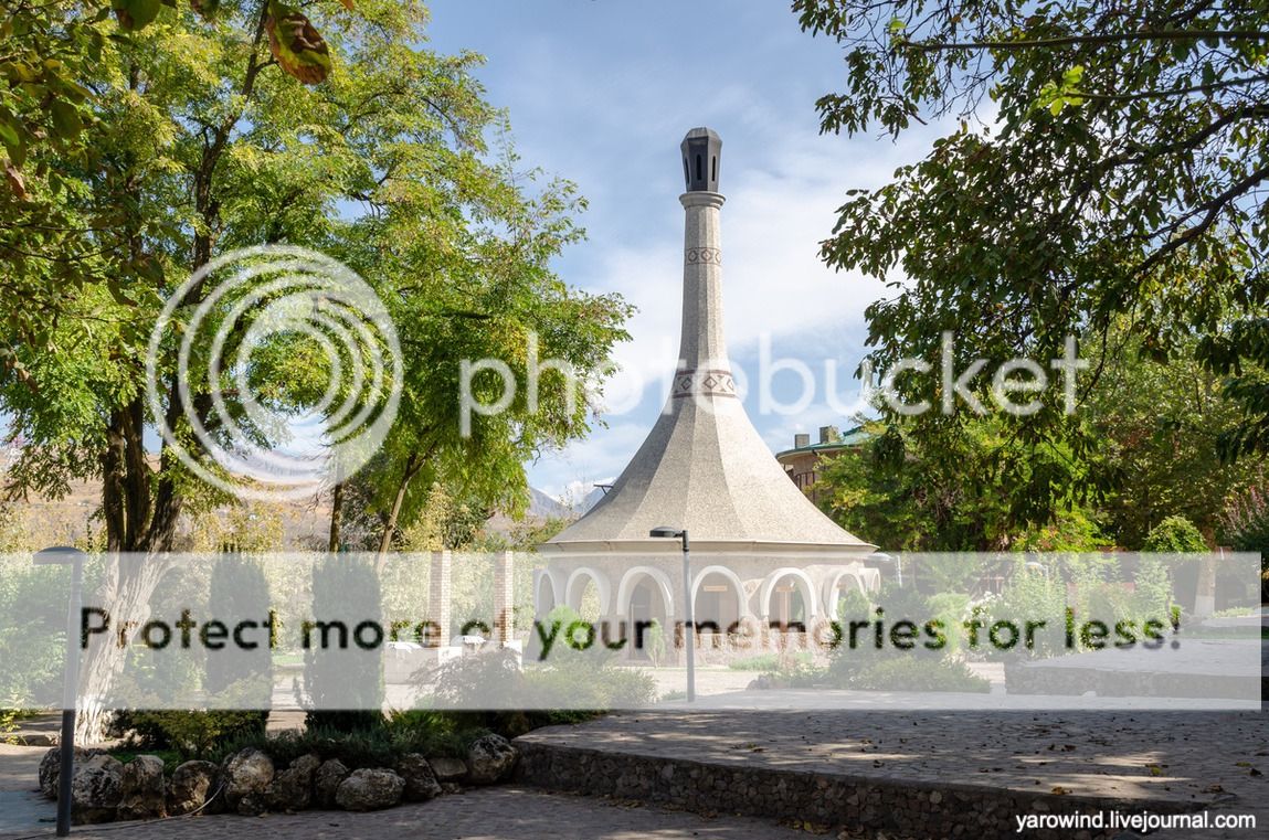 Чайхана и чинары DSC_7782 Чайхана и чинары DSC_7782