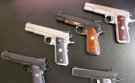 WC_Classic_Supergrade_WC_40th_Anniversary_CQBE_WCt_XTAC_Wilson_Combat_EDC_X9L_DW_VBob.jpg