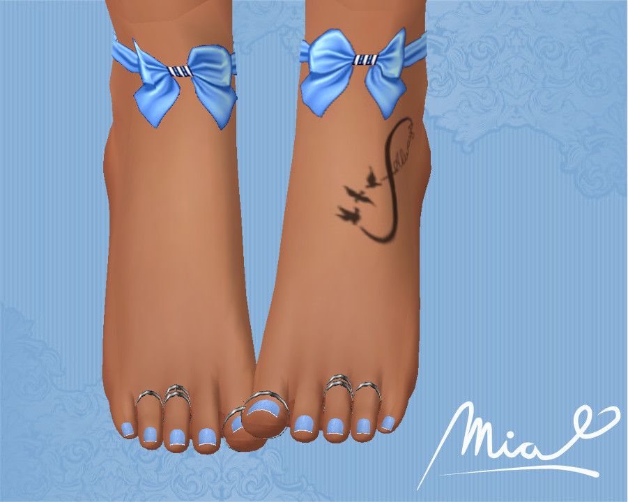 chula_blue_feet_ribbons