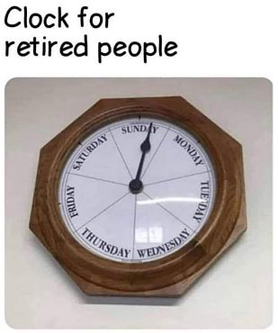 Clock for retired people RED80
