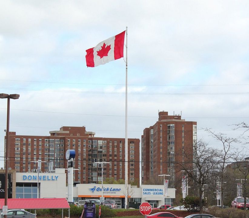 Largest_flag_in_Ottawa_-_May_2016_CROP_RED50