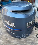 yamaha 250 cowling cover only has small crack