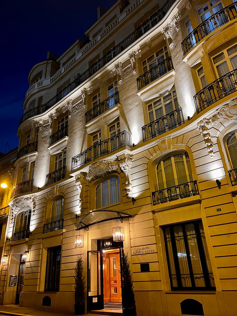 maison astor paris hilton facade exterior