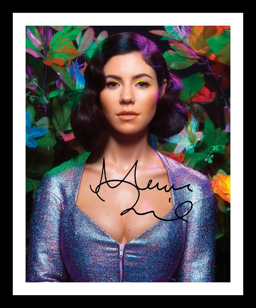 Marina And The Diamonds Autograph Signed & Framed Photo - Picture 1 of 1